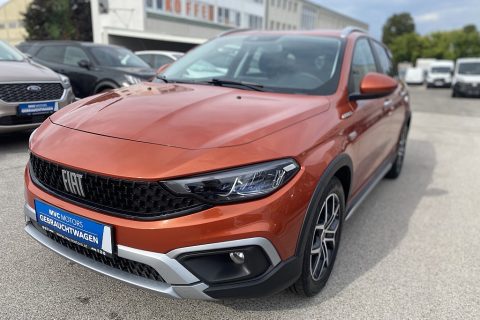 Fiat Tipo Hybrid 130 eDCT7 Cross