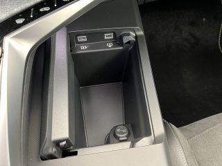 Peugeot 5008 Elektro 210 73kWh GT