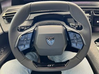 Peugeot 5008 Elektro 210 73kWh GT