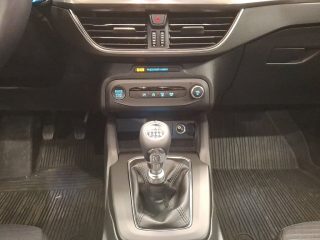 Ford Focus Turnier 1,0 EcoBoost Hybrid Titanium