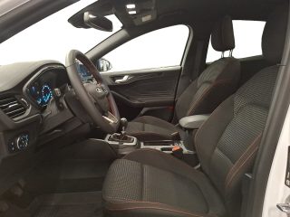 Ford Focus 1,0 EcoBoost Hybrid ST-Line