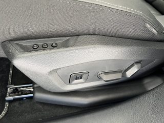 Peugeot 3008 Elektro 210 73kWh GT