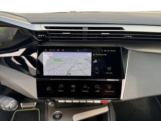 Peugeot 308 Hybrid 145 E-DCS6 GT