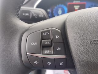 Ford Focus 1,0 EcoBoost Hybrid Titanium Edition