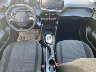 Peugeot 208 Hybrid 100 e-DCS6 Style