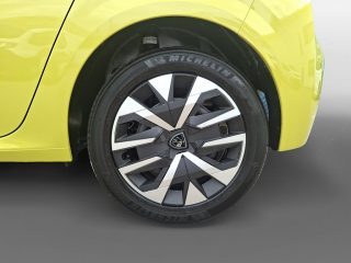 Peugeot 208 Hybrid 100 e-DCS6 Style