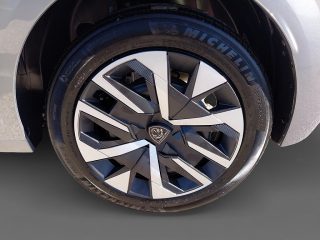 Peugeot 208 Hybrid 100 e-DCS6 Style