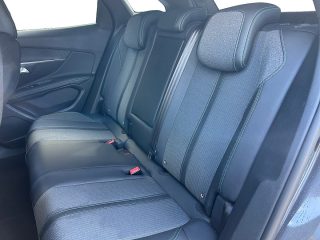 Peugeot 3008 Hybrid 136 E-DCS6 Allure Aut.