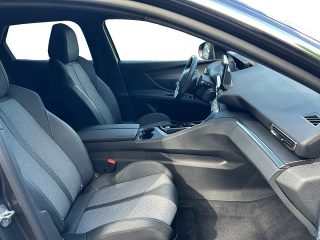 Peugeot 3008 Hybrid 136 E-DCS6 Allure Aut.