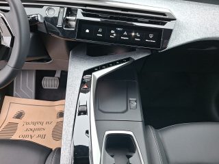 Peugeot 3008 Elektro 210 73kWh