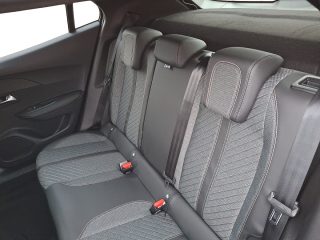 Peugeot 2008 Hybrid 145 e-DCS6 Allure