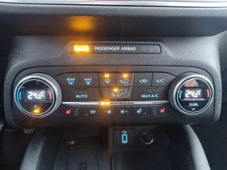 Ford Focus Traveller 1,0 EcoBoost Titanium Business