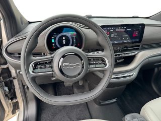 Fiat 500 Elektro 42 kWh Giorgio Armani