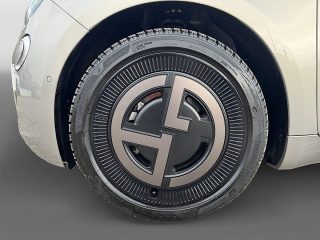 Fiat 500 Elektro 42 kWh Giorgio Armani