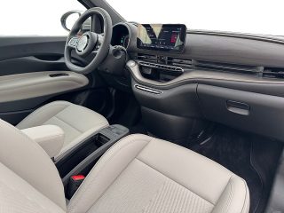 Fiat 500 Elektro 42 kWh Giorgio Armani