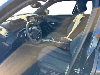 Peugeot 2008 Hybrid 145 e-DCS6 Allure