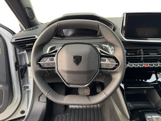 Peugeot 2008 Hybrid 145 e-DCS6 Allure