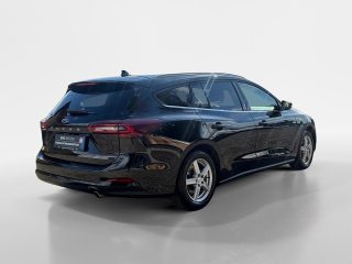Ford Focus Turnier 1,0 EcoBoost Hybrid Titanium