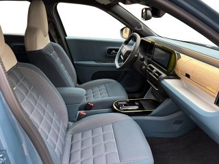 Fiat Grande Panda Hybrid mHEV 110 6-Gang eDCT La Prima