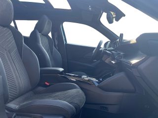 Peugeot 2008 Hybrid 136 e-DCS6 GT