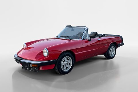 Alfa Romeo Spider 2.0