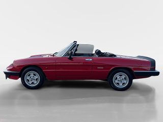 Alfa Romeo Spider 2.0