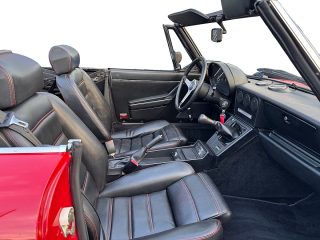 Alfa Romeo Spider 2.0