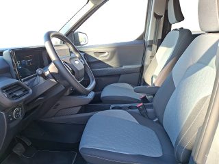 Ford Tourneo Courier Elektromotor 100 kW Titanium