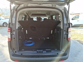 Ford Tourneo Courier Elektromotor 100 kW Titanium
