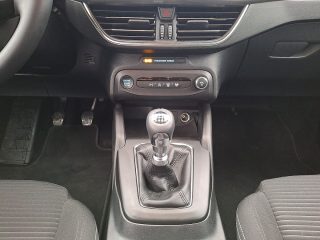 Ford Focus Turnier 1,0 EcoBoost Hybrid Titanium