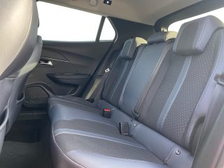 Peugeot 2008 BlueHDi 130 S&S Allure EAT8