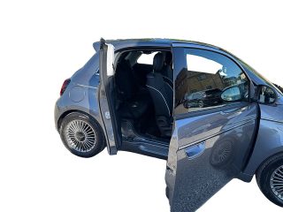 Fiat 500 Elektro 500 3+1 42 kWh