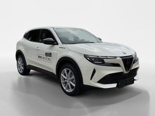 Alfa Romeo Junior Ibrida Q4 1.2 MHEV eAWD e-DCT6