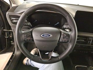 Ford Focus 1,0 EcoBoost Hybrid Titanium