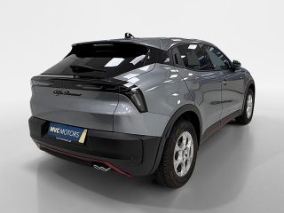 Alfa Romeo Junior Ibrida Speciale 1.2 MHEV e-DCT6