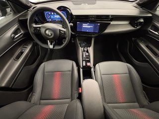 Alfa Romeo Junior Ibrida Speciale 1.2 MHEV e-DCT6