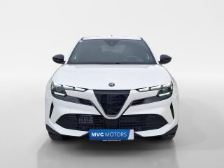 Alfa Romeo Junior Ibrida Speciale 1.2 MHEV e-DCT6