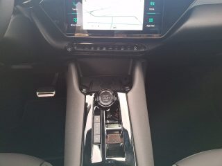 Alfa Romeo Junior Ibrida Speciale 1.2 MHEV e-DCT6