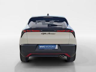 Alfa Romeo Junior Ibrida Speciale 1.2 MHEV e-DCT6