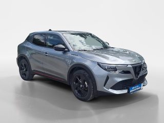 Alfa Romeo Junior Ibrida Speciale 1.2 MHEV e-DCT6