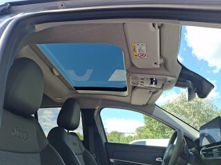Jeep Avenger 1.2 e-Hybrid Summit e-DCT6