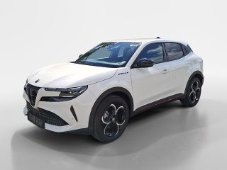 Alfa Romeo Junior Ibrida Speciale 1.2 MHEV e-DCT6