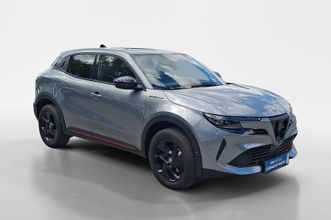 Alfa Romeo Junior Ibrida Speciale 1.2 MHEV e-DCT6