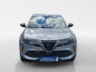 Alfa Romeo Junior Ibrida Speciale 1.2 MHEV e-DCT6