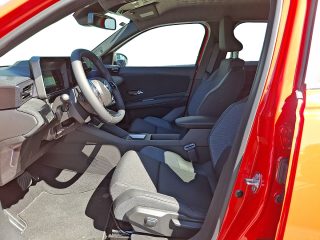 Nissan Micra (MY26) 52 kWh 150 PS (110 kW) Advance