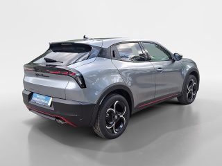 Alfa Romeo Junior Ibrida Speciale 1.2 MHEV e-DCT6