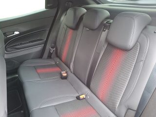 Alfa Romeo Junior Ibrida Speciale 1.2 MHEV e-DCT6