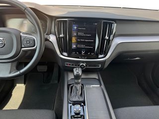 Volvo V60 D4 Momentum Pro Geartronic