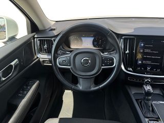 Volvo V60 D4 Momentum Pro Geartronic