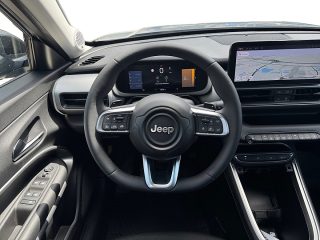 Jeep Avenger 1.2 e-Hybrid Summit e-DCT6